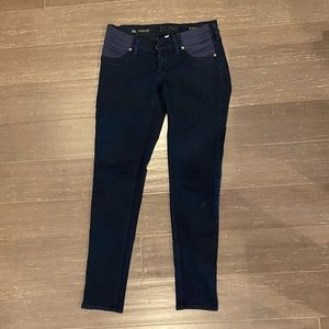 DL1961 maternity jeans
